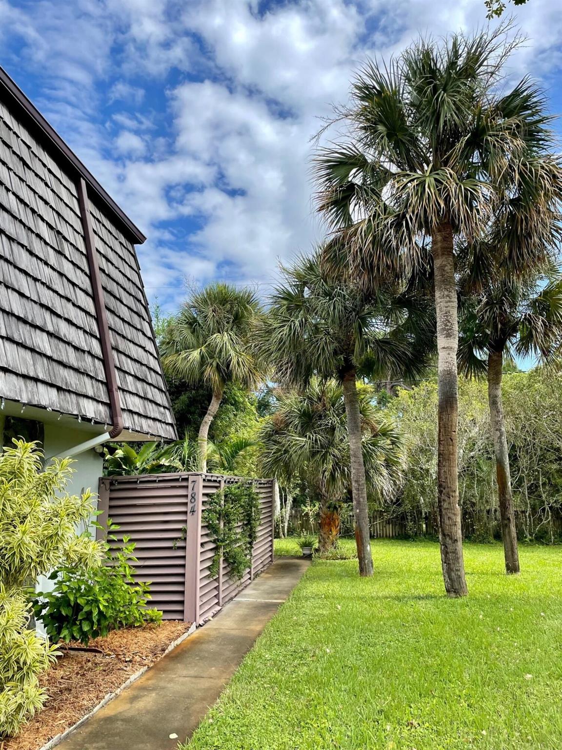 784 NW 10th Terrace Unit: 784