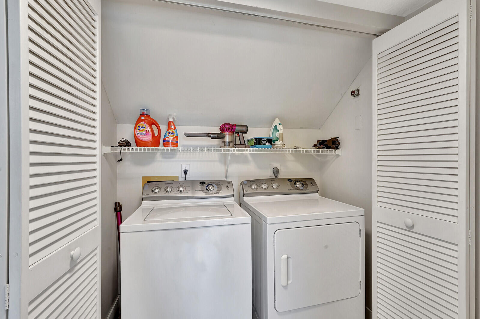 1805 Mainsail Circle