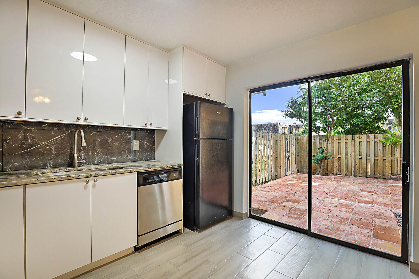 253 Woodland Road