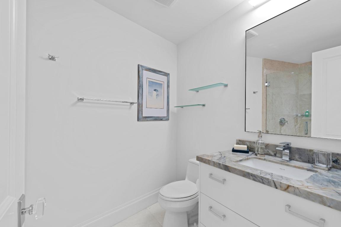 201 S Narcissus Avenue 504