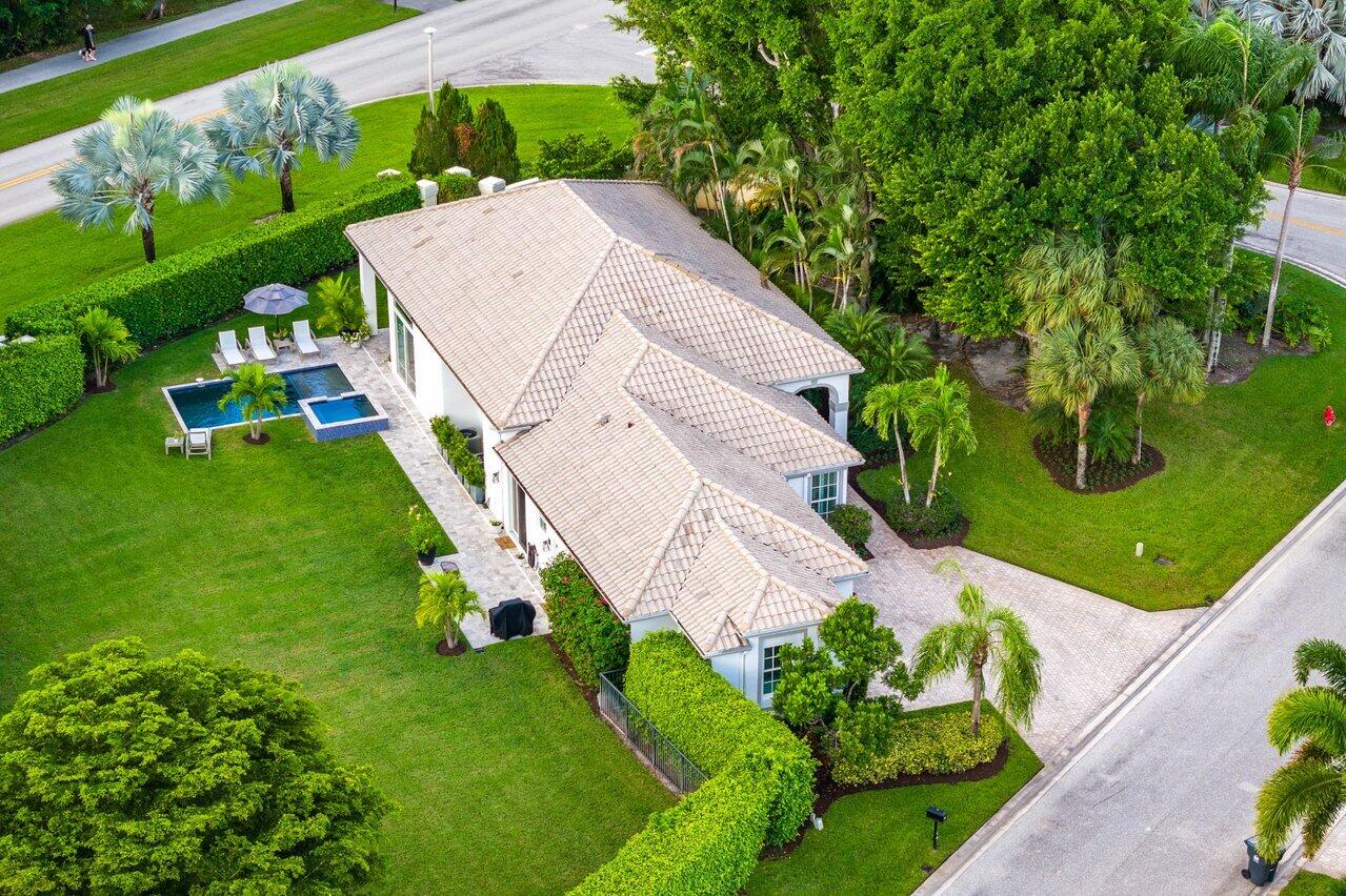 2651 Players Court