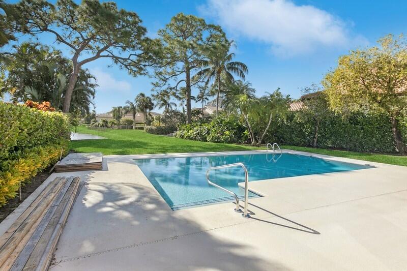 13908 Le Havre Drive