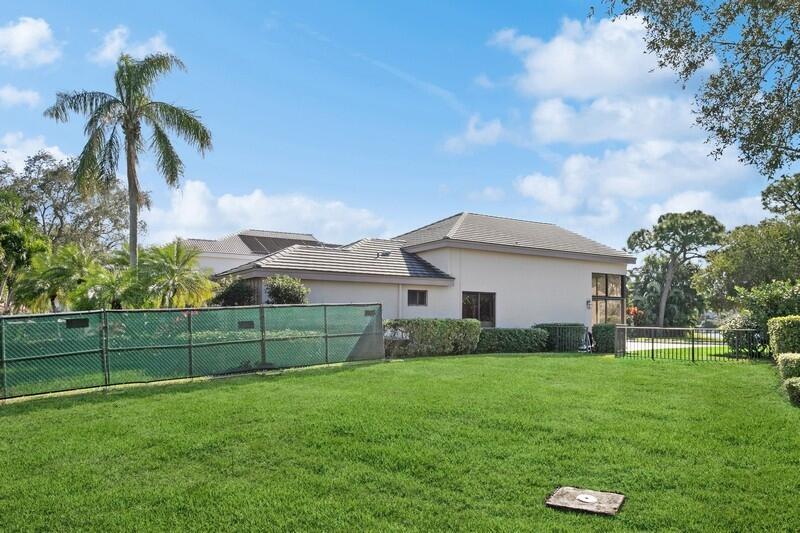 13908 Le Havre Drive