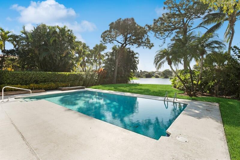 13908 Le Havre Drive