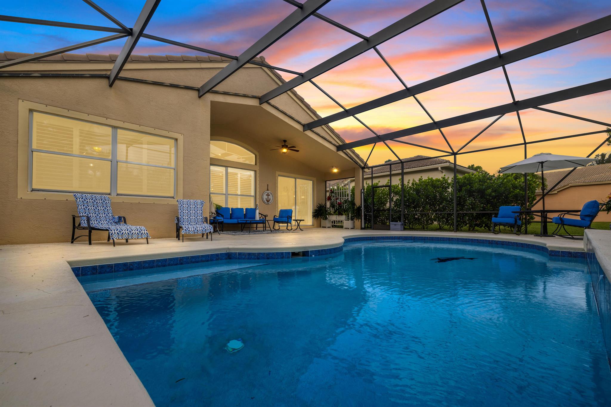 1582 SE Tradition Trace