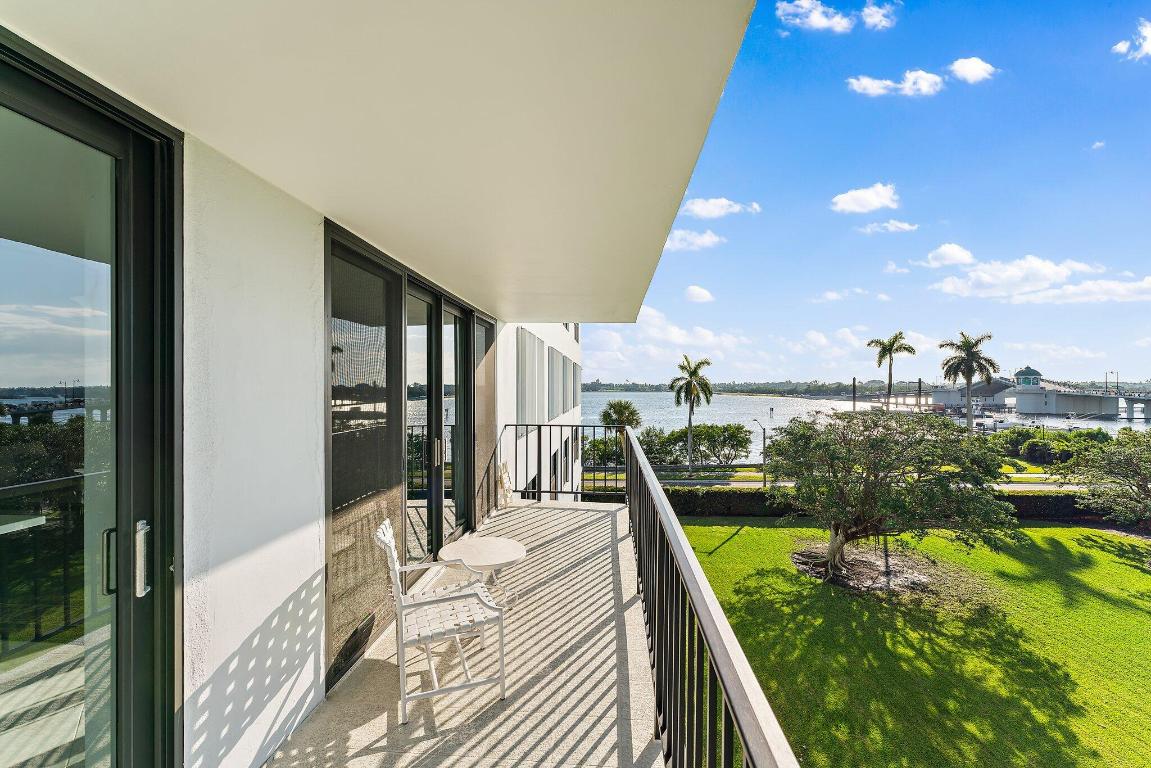 3800 Washington Road 405, West Palm Beach Unit: 405