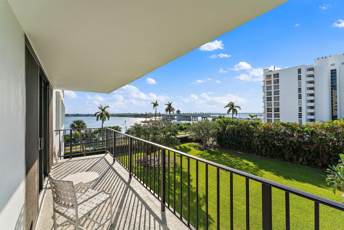3800 Washington Road 405, West Palm Beach Unit: 405