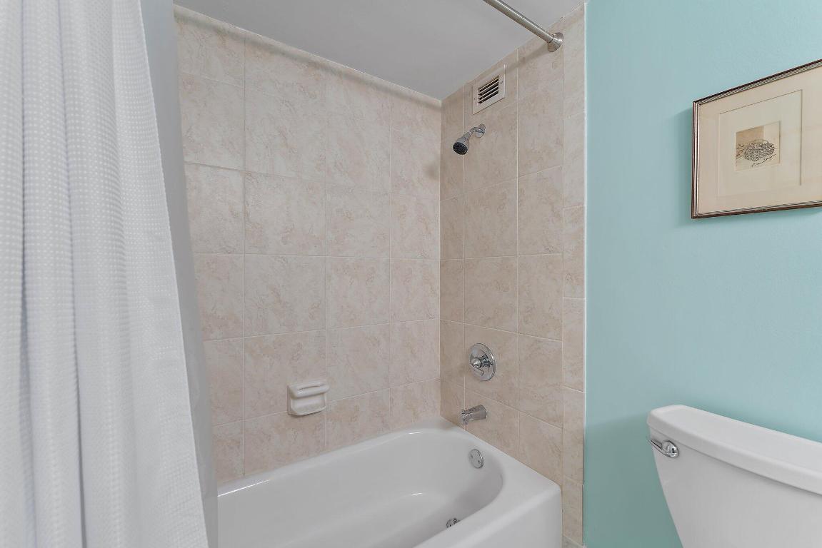 3800 Washington Road 405, West Palm Beach Unit: 405