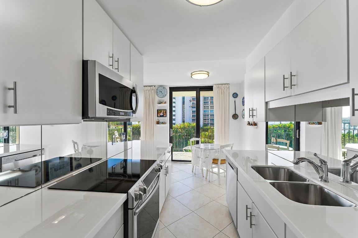 3800 Washington Road 405, West Palm Beach Unit: 405