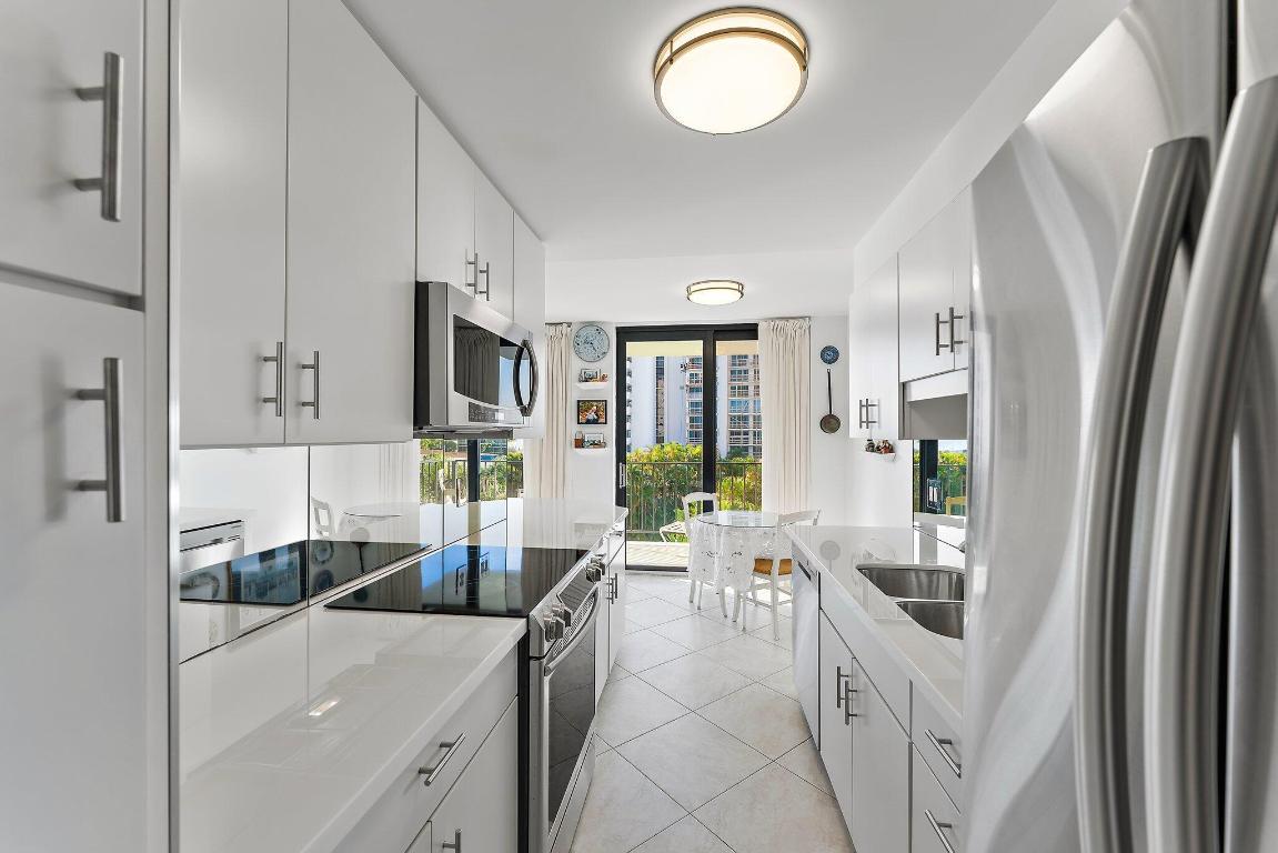 3800 Washington Road 405, West Palm Beach Unit: 405