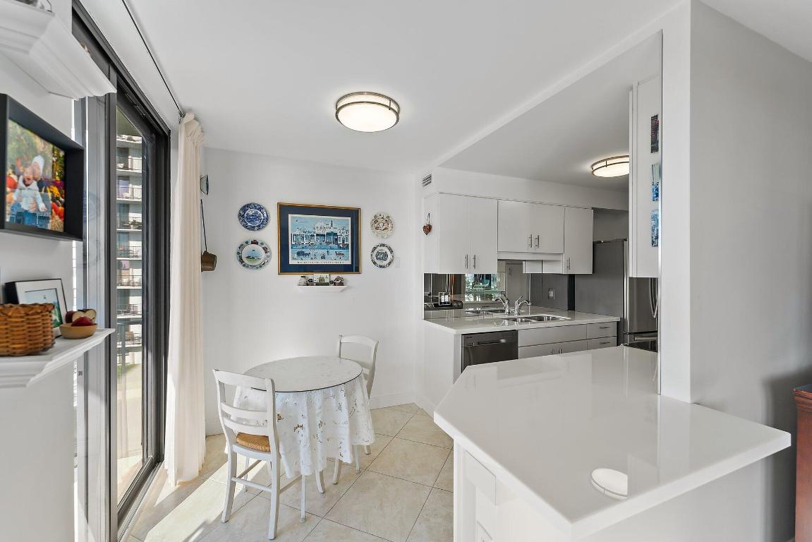 3800 Washington Road 405, West Palm Beach Unit: 405