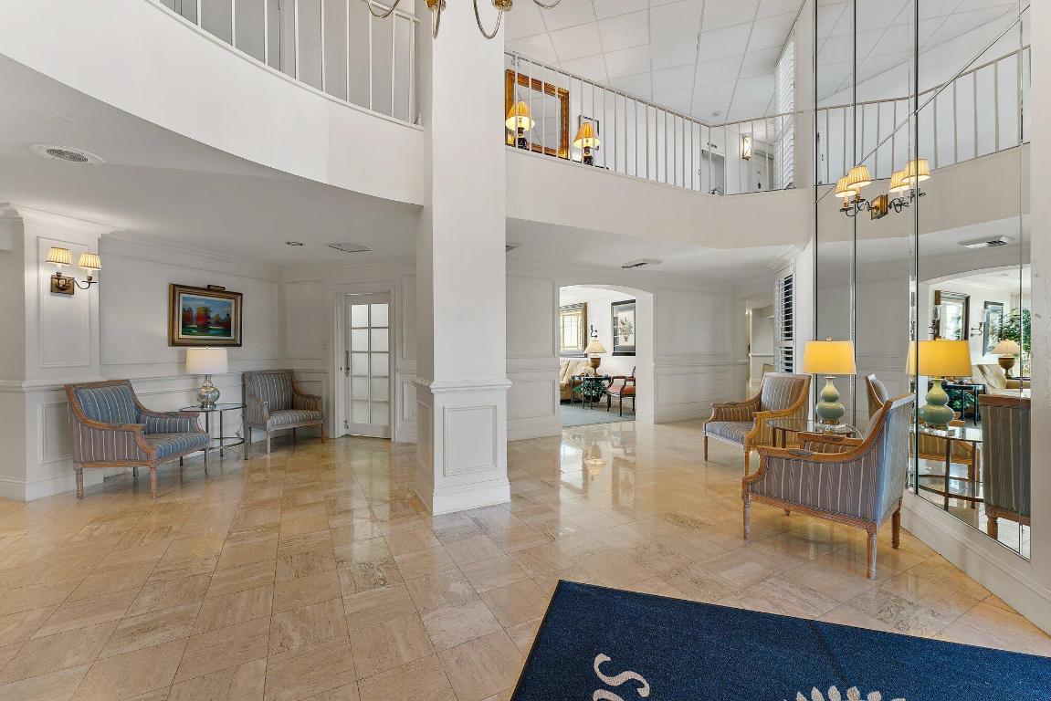 3800 Washington Road 405, West Palm Beach Unit: 405