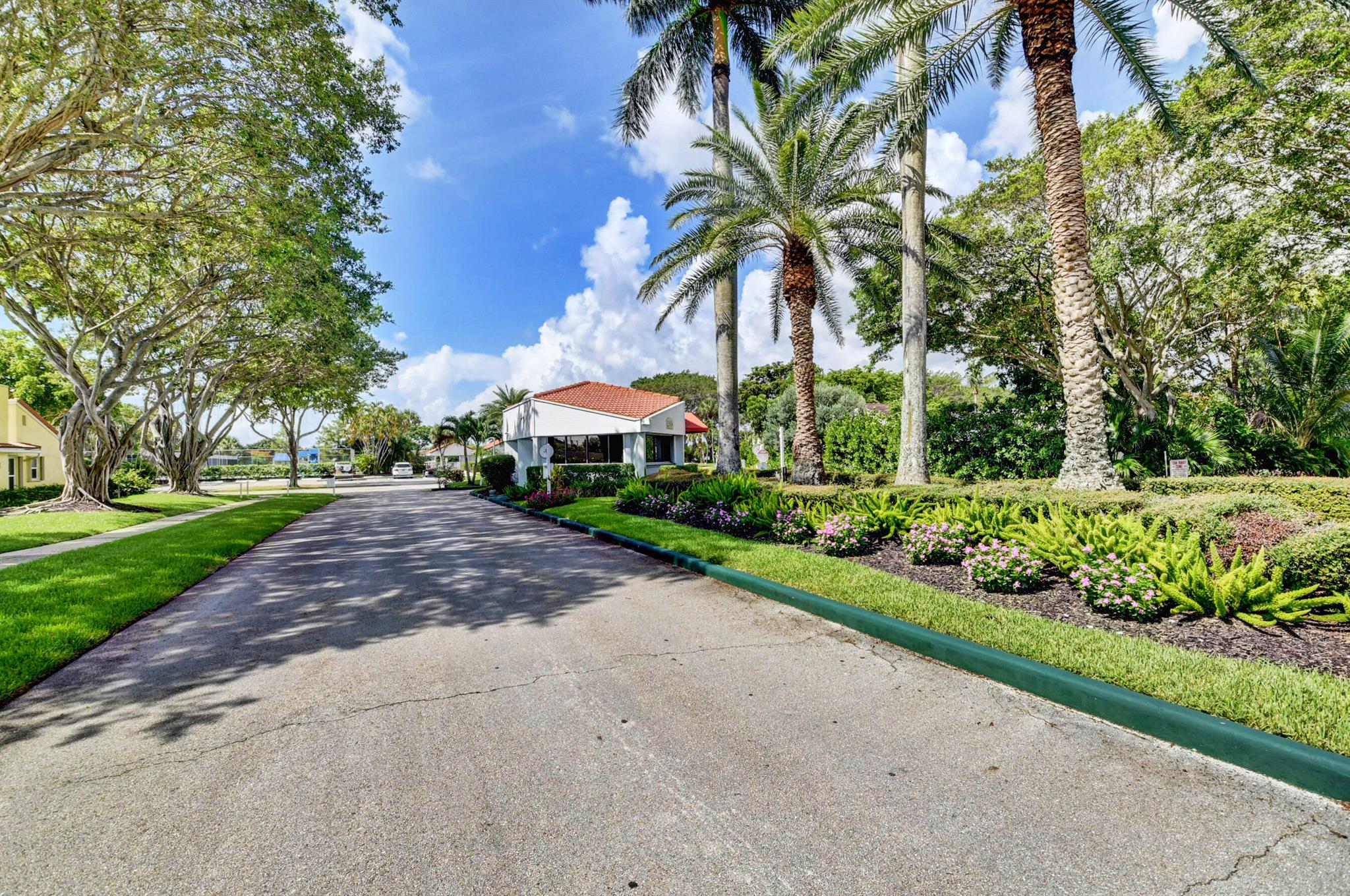 2327 SW 23rd Cranbrook Drive