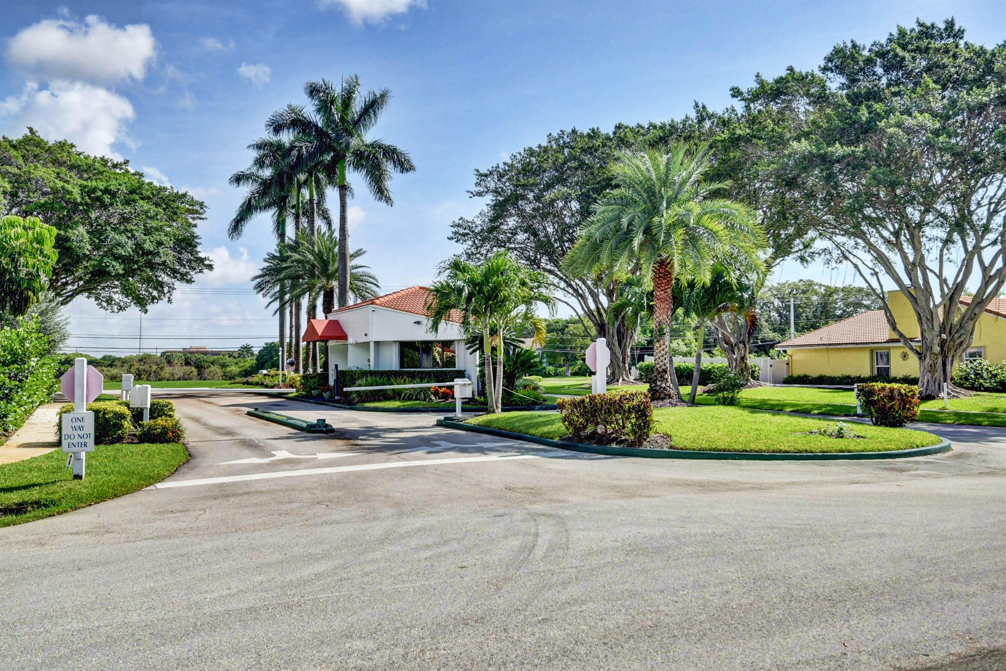 2327 SW 23rd Cranbrook Drive