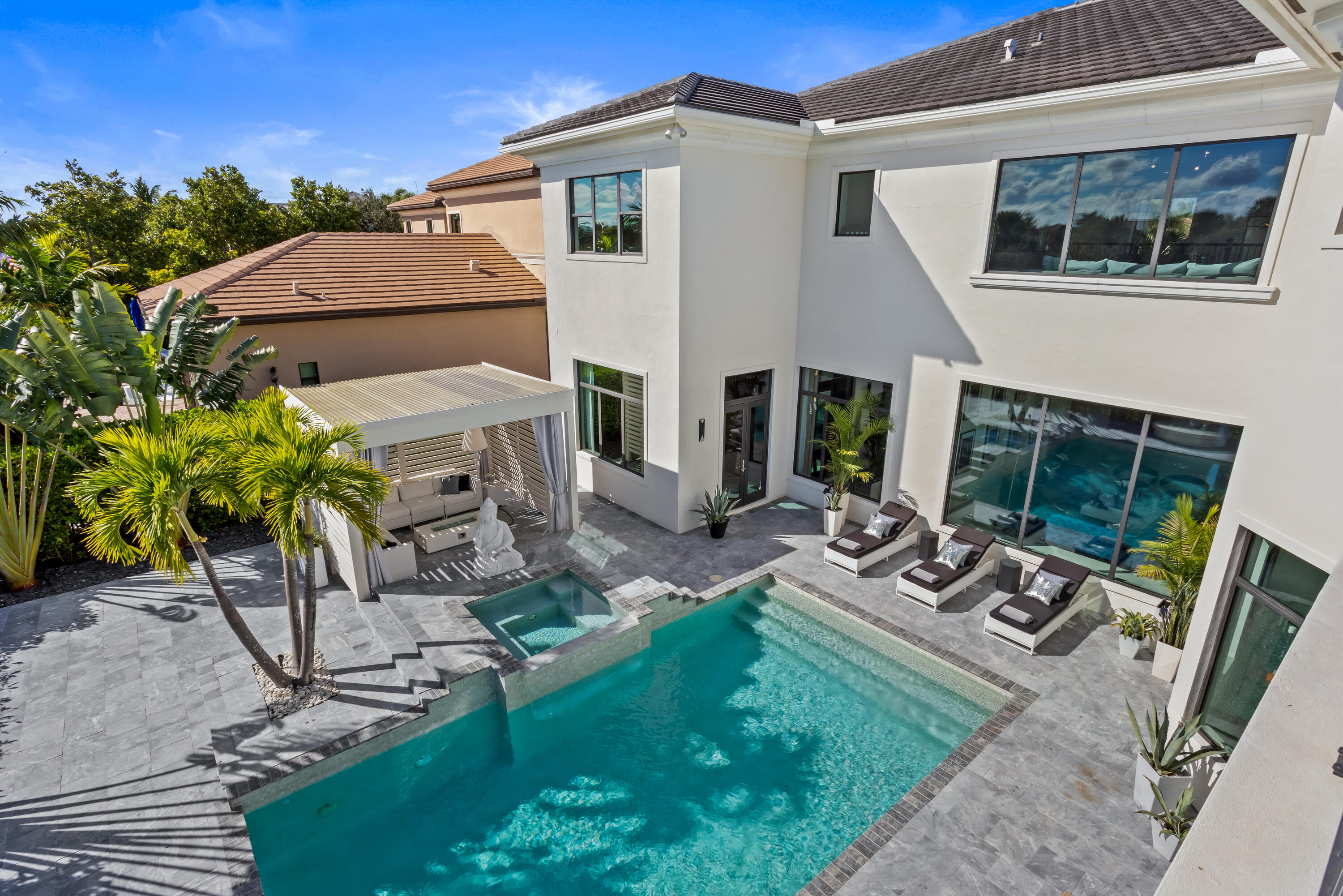 9578 Labelle Court