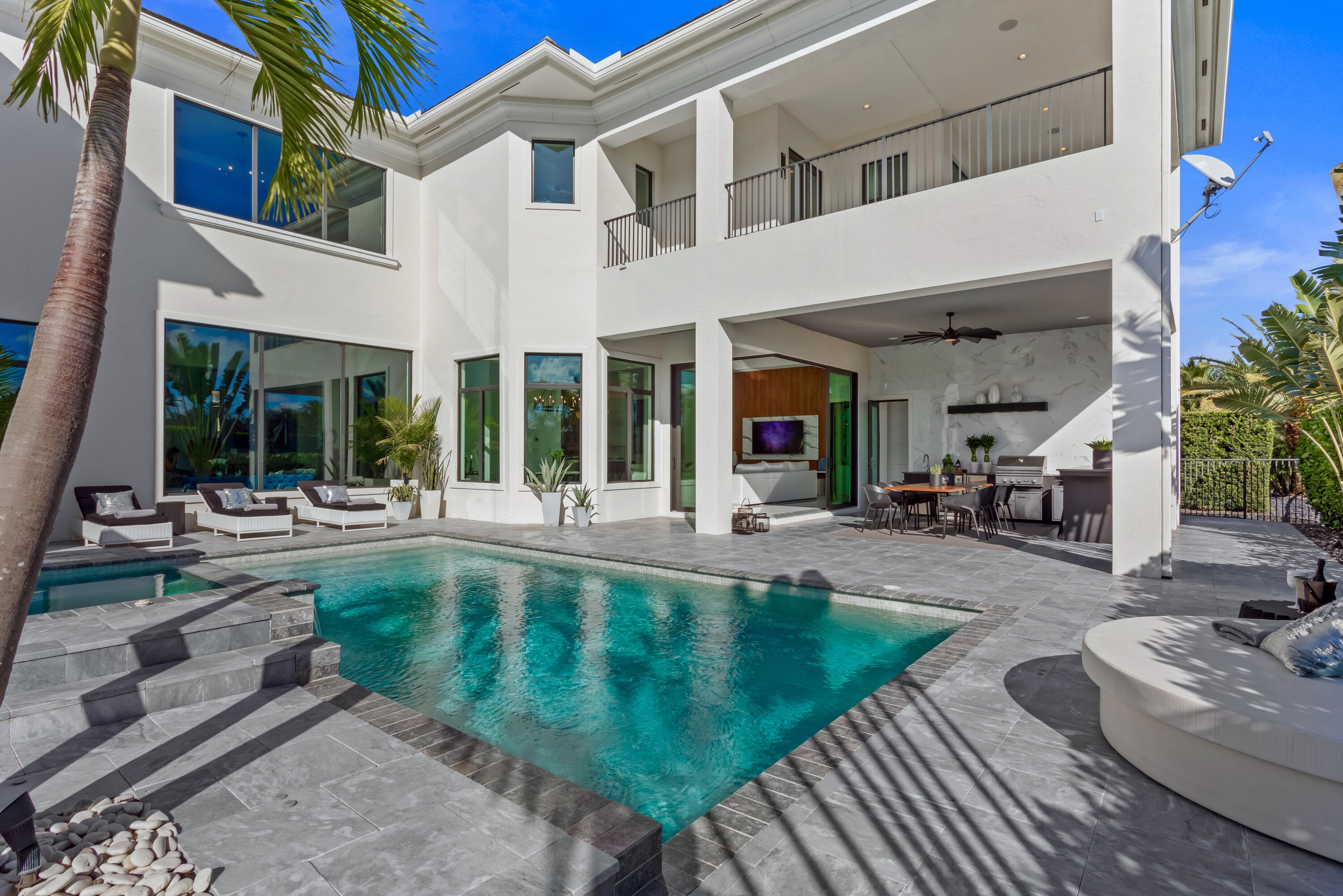 9578 Labelle Court
