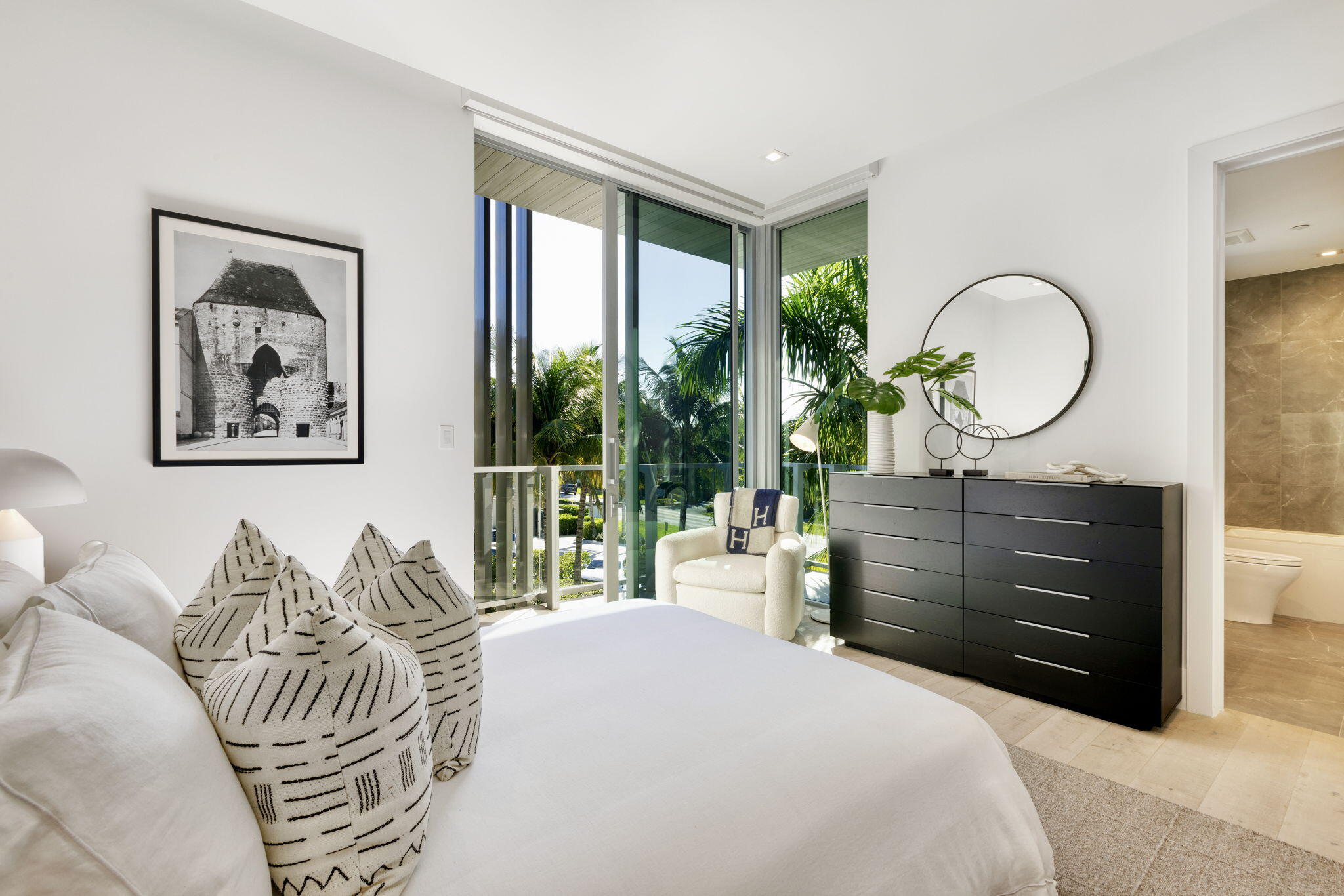 1901 S Ocean Boulevard 9