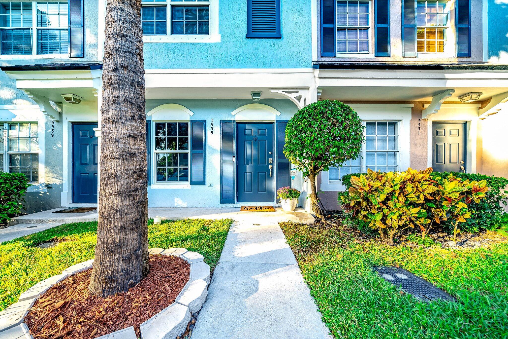 5535 Pageant Place 14