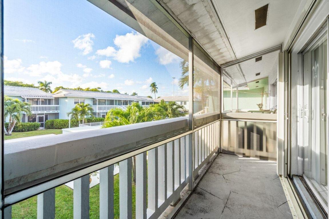 222 N Federal Highway Unit: 214