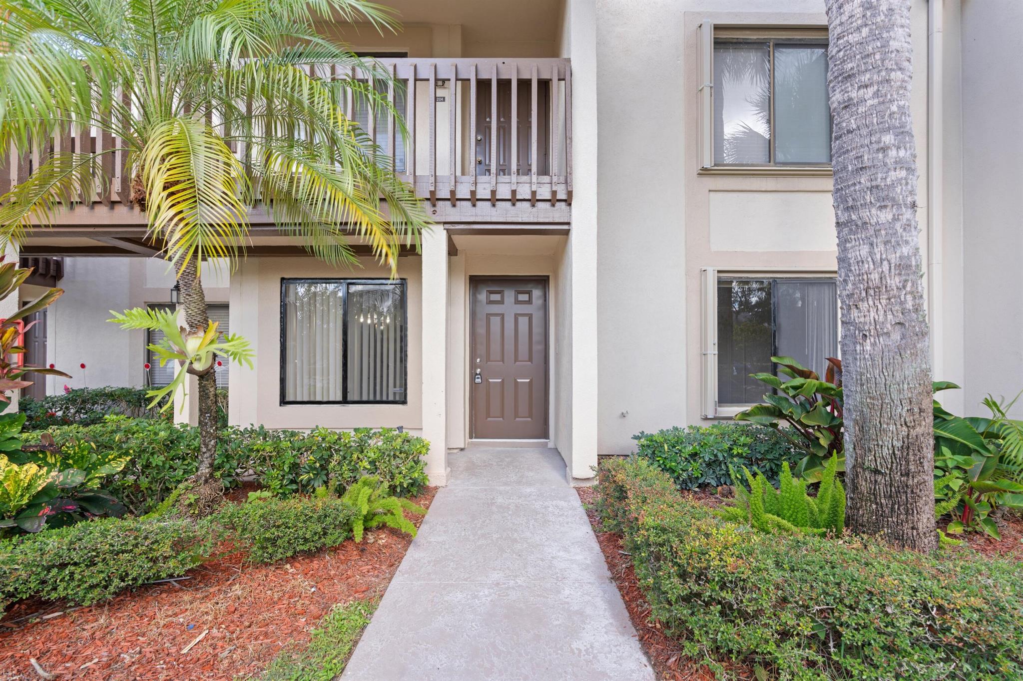 5306 Cedar Lake Drive Unit: 104