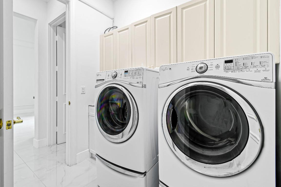 521 Les Jardin Drive