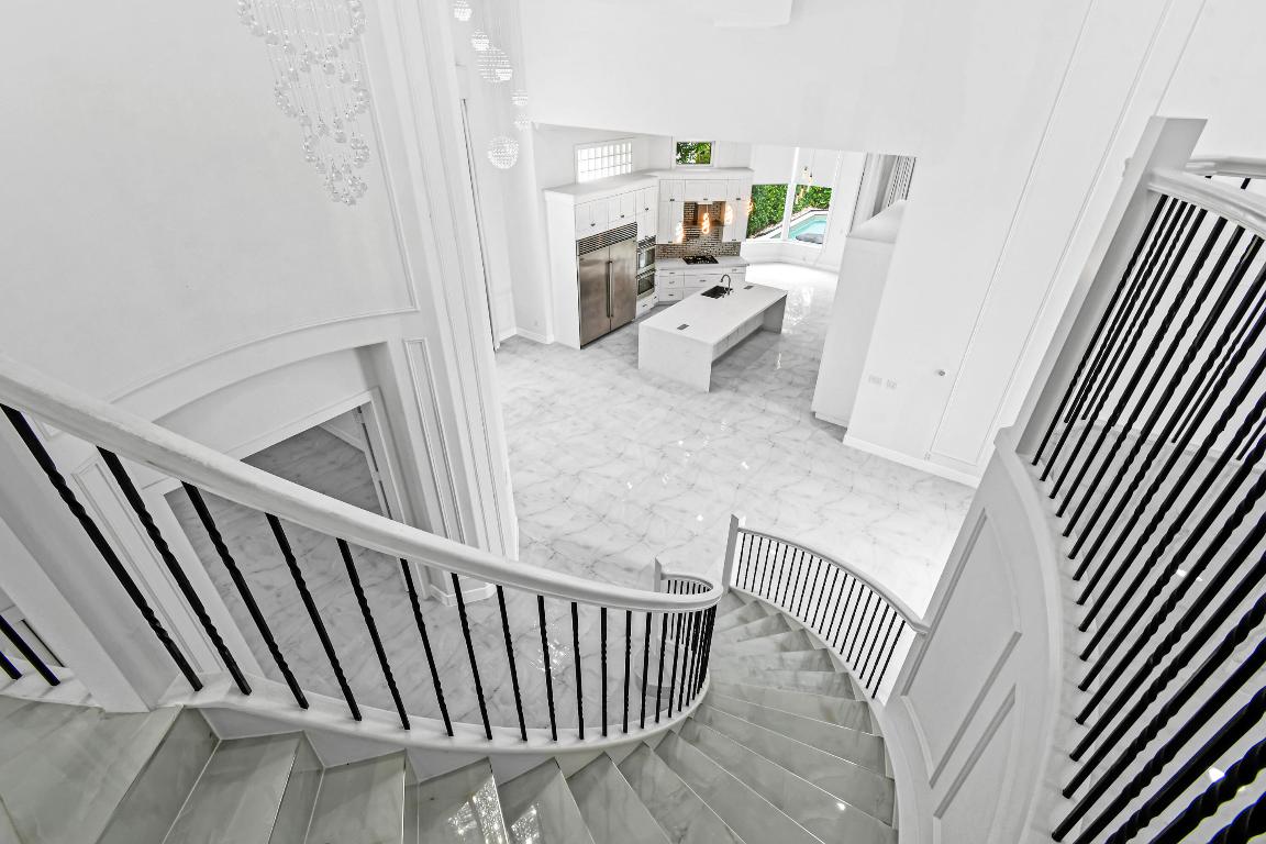 521 Les Jardin Drive