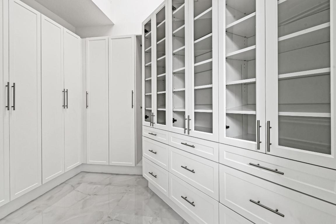 521 Les Jardin Drive