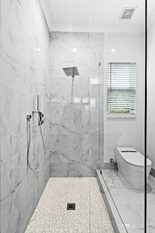 521 Les Jardin Drive