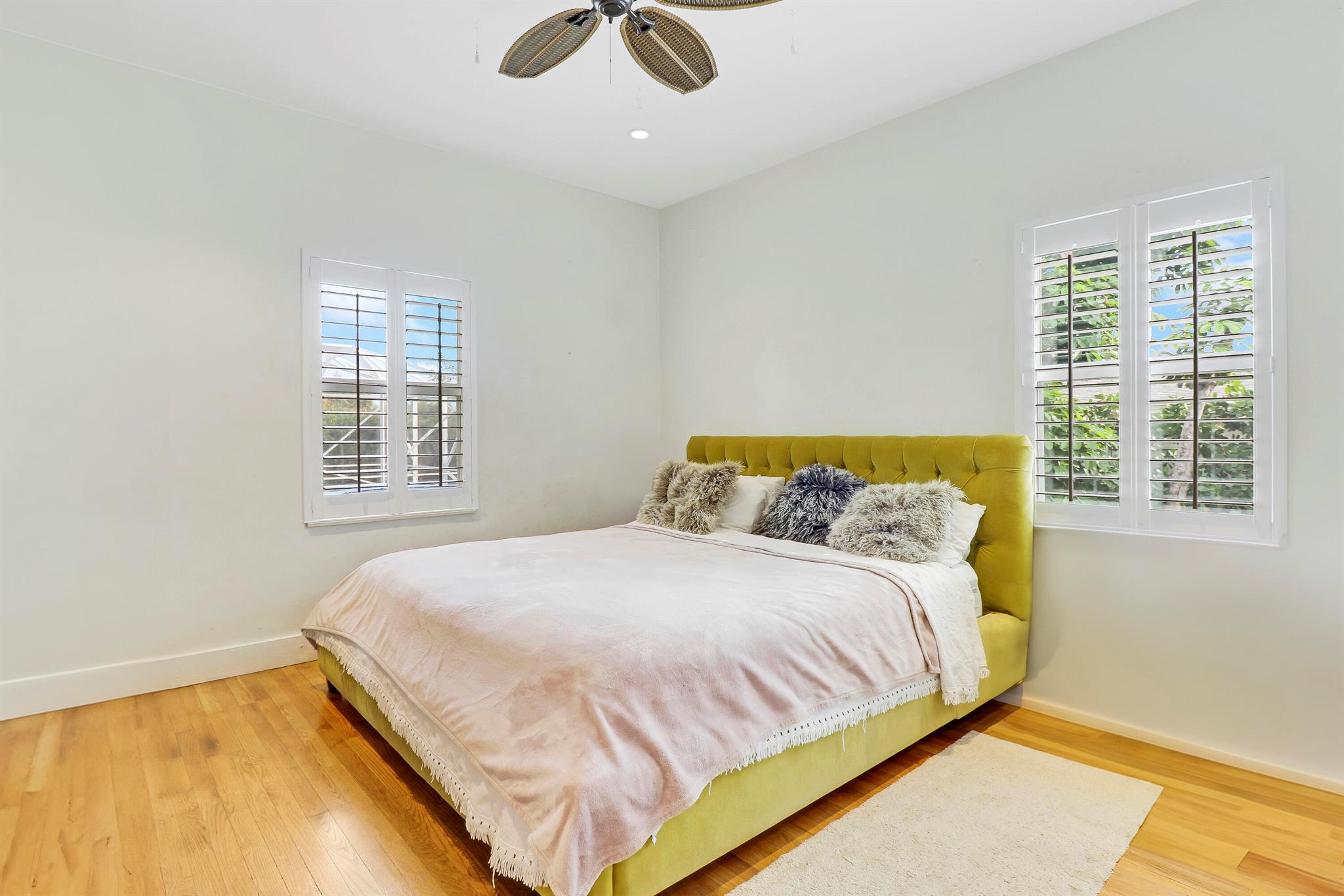 215 NE 13th Street