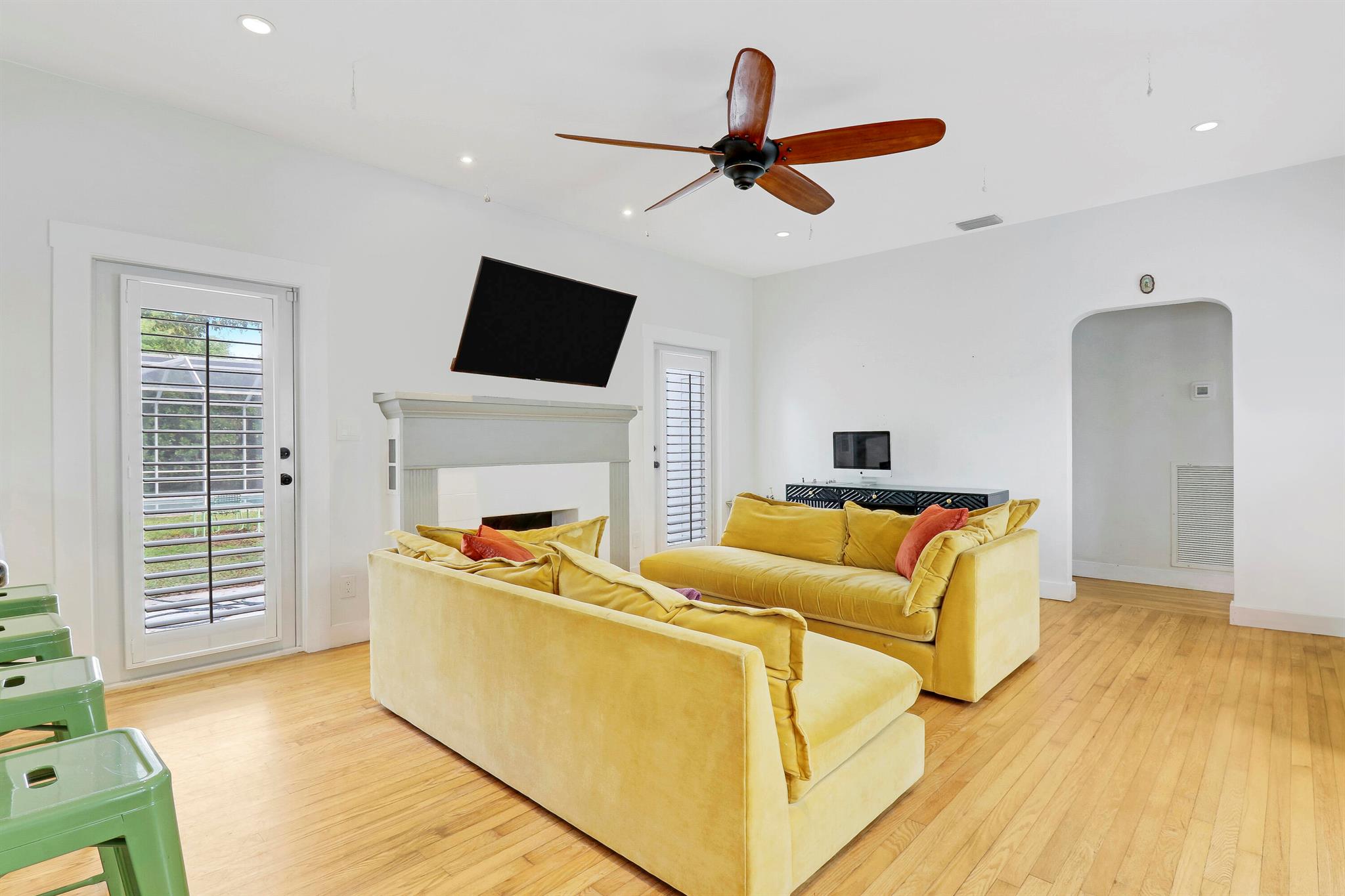 215 NE 13th Street