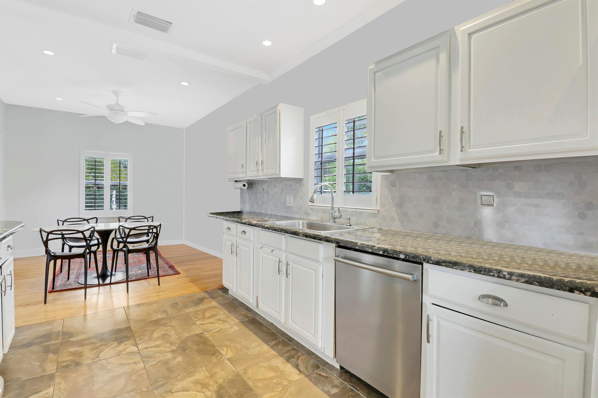 215 NE 13th Street