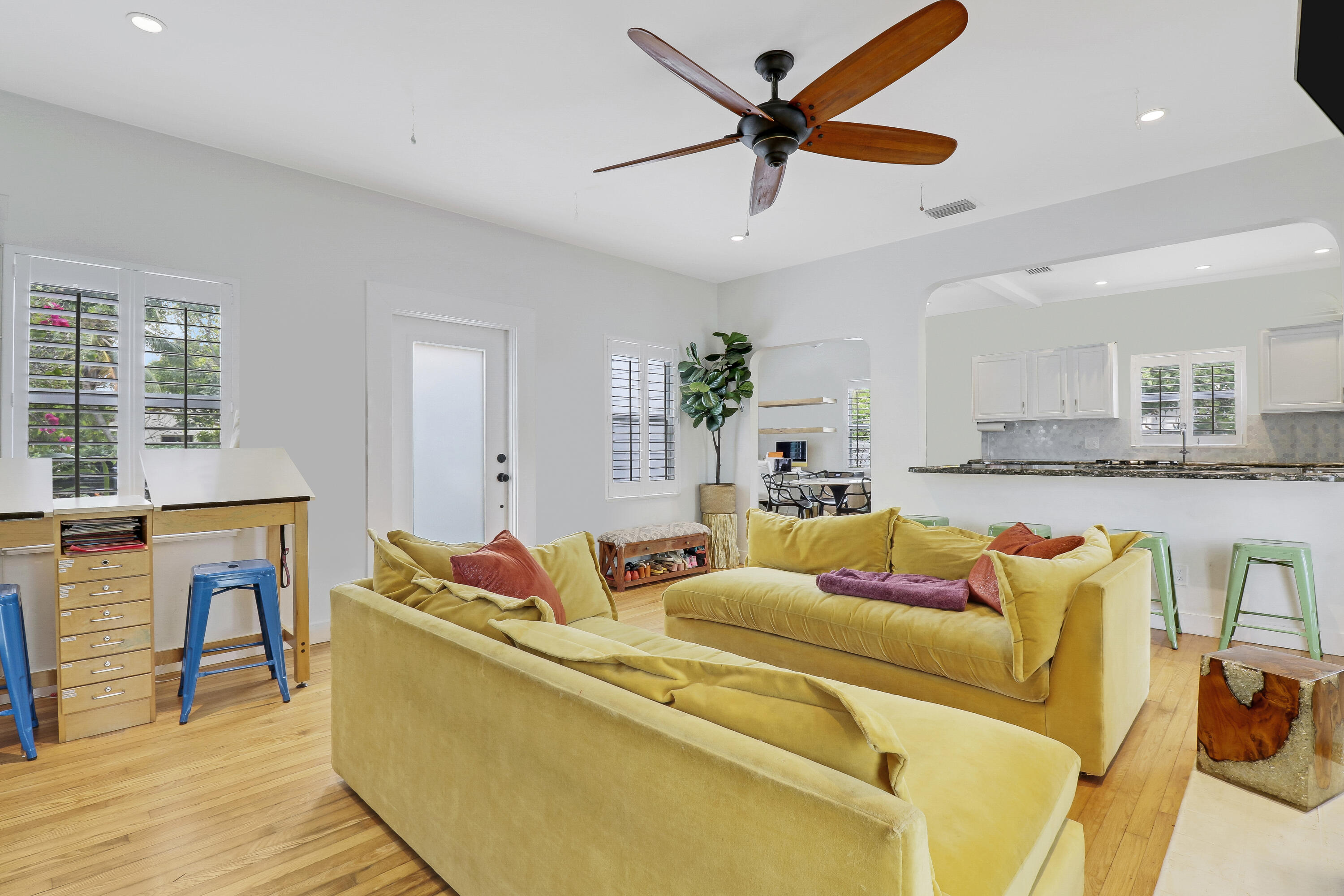 215 NE 13th Street
