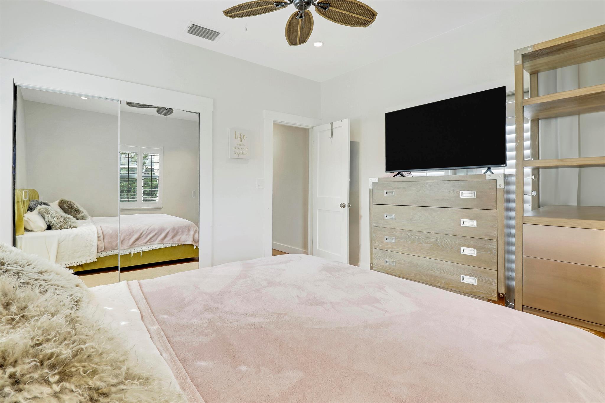 215 NE 13th Street