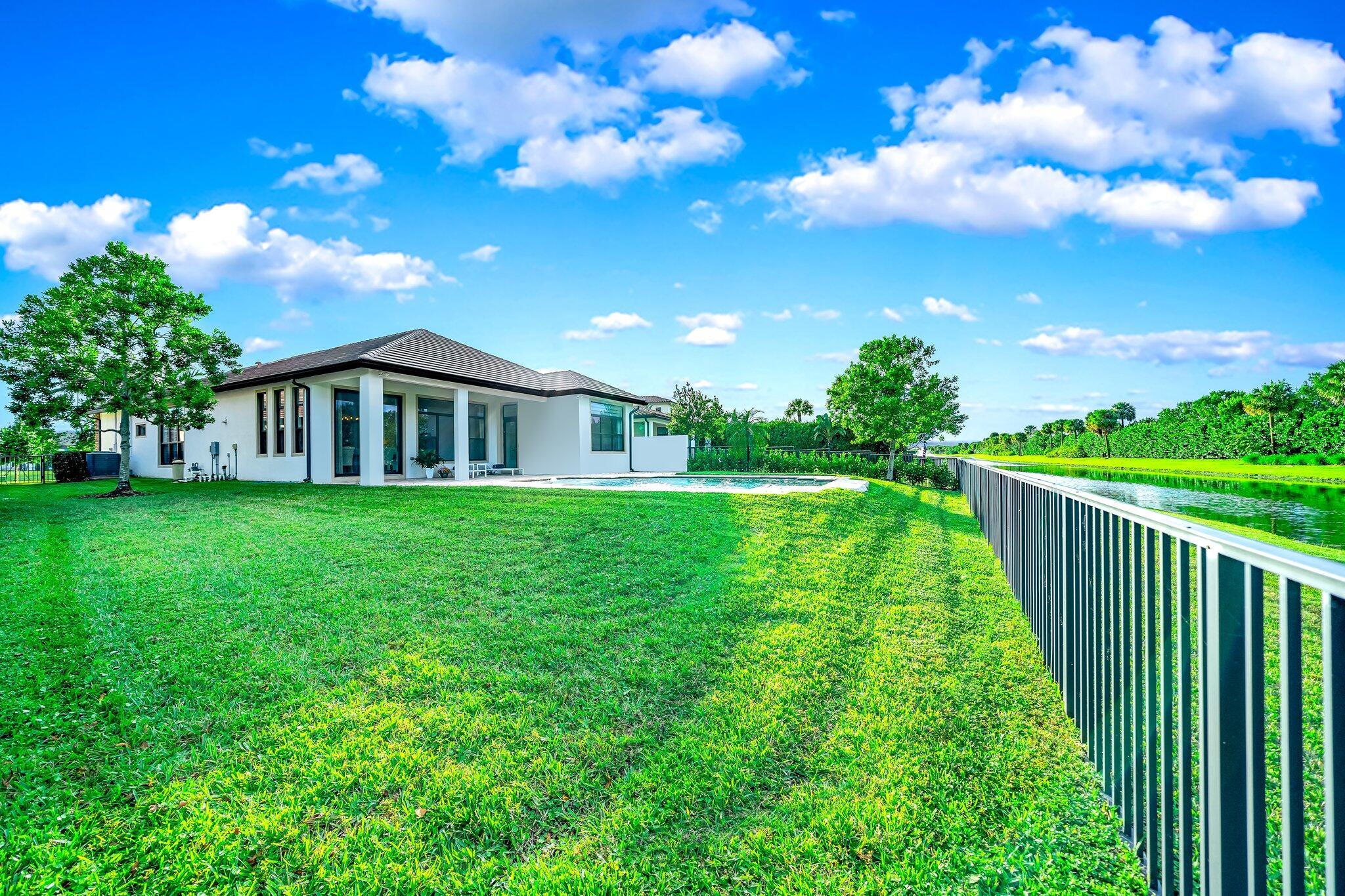 9139 Grand Prix Lane