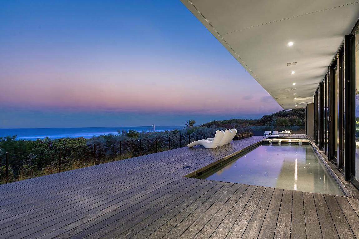 1005 NE Doubloon Drive