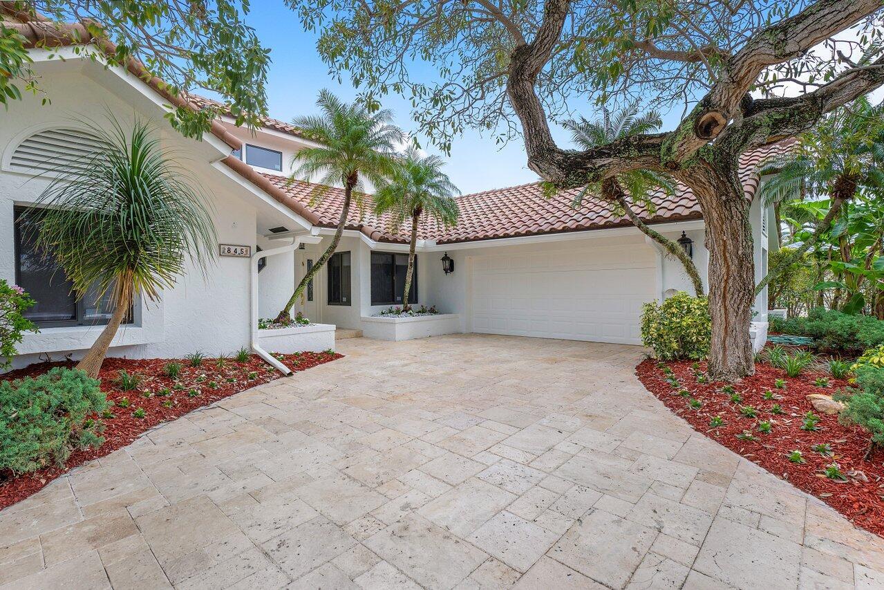 845 NE Mulberry Drive