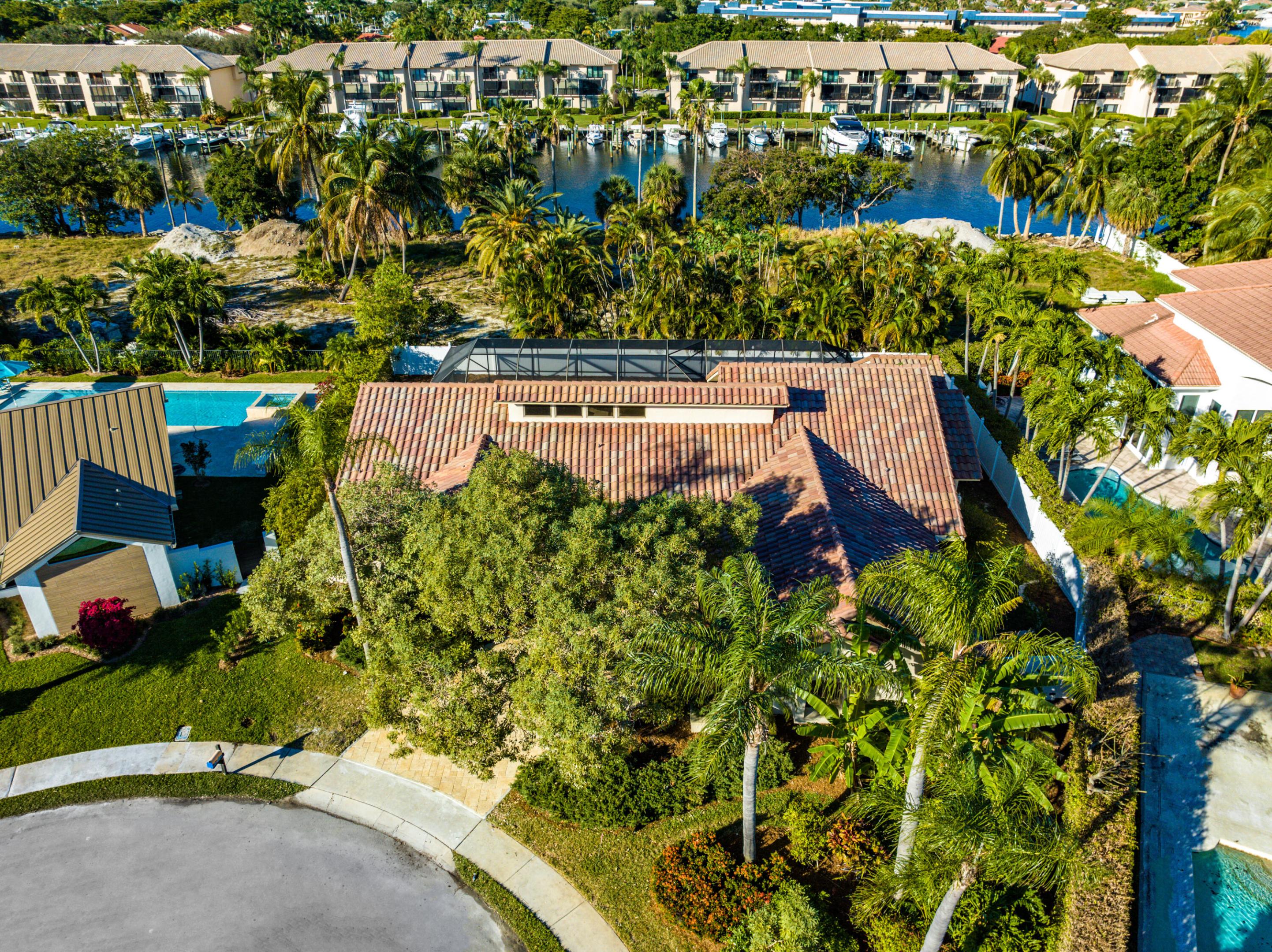 845 NE Mulberry Drive