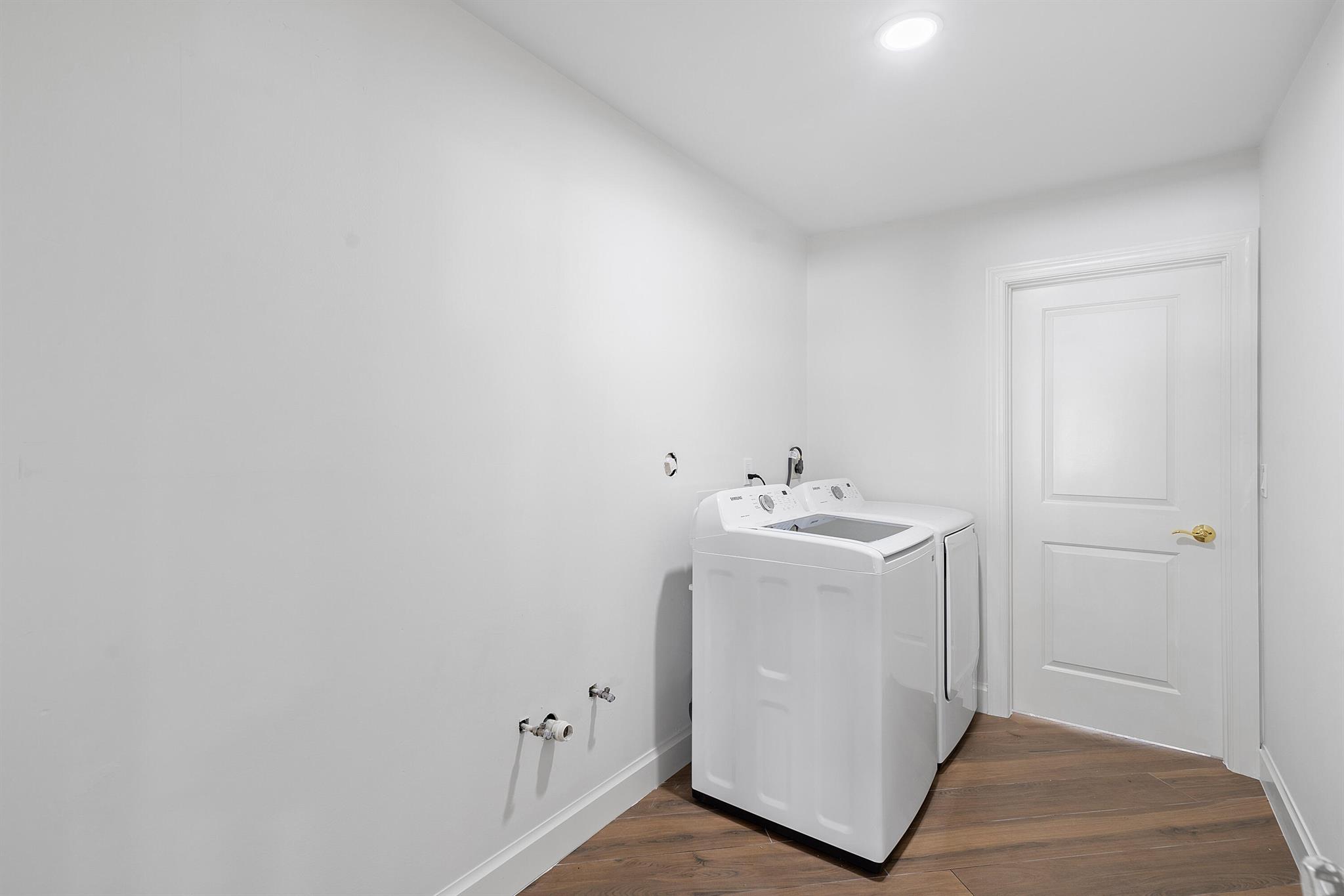 845 NE Mulberry Drive