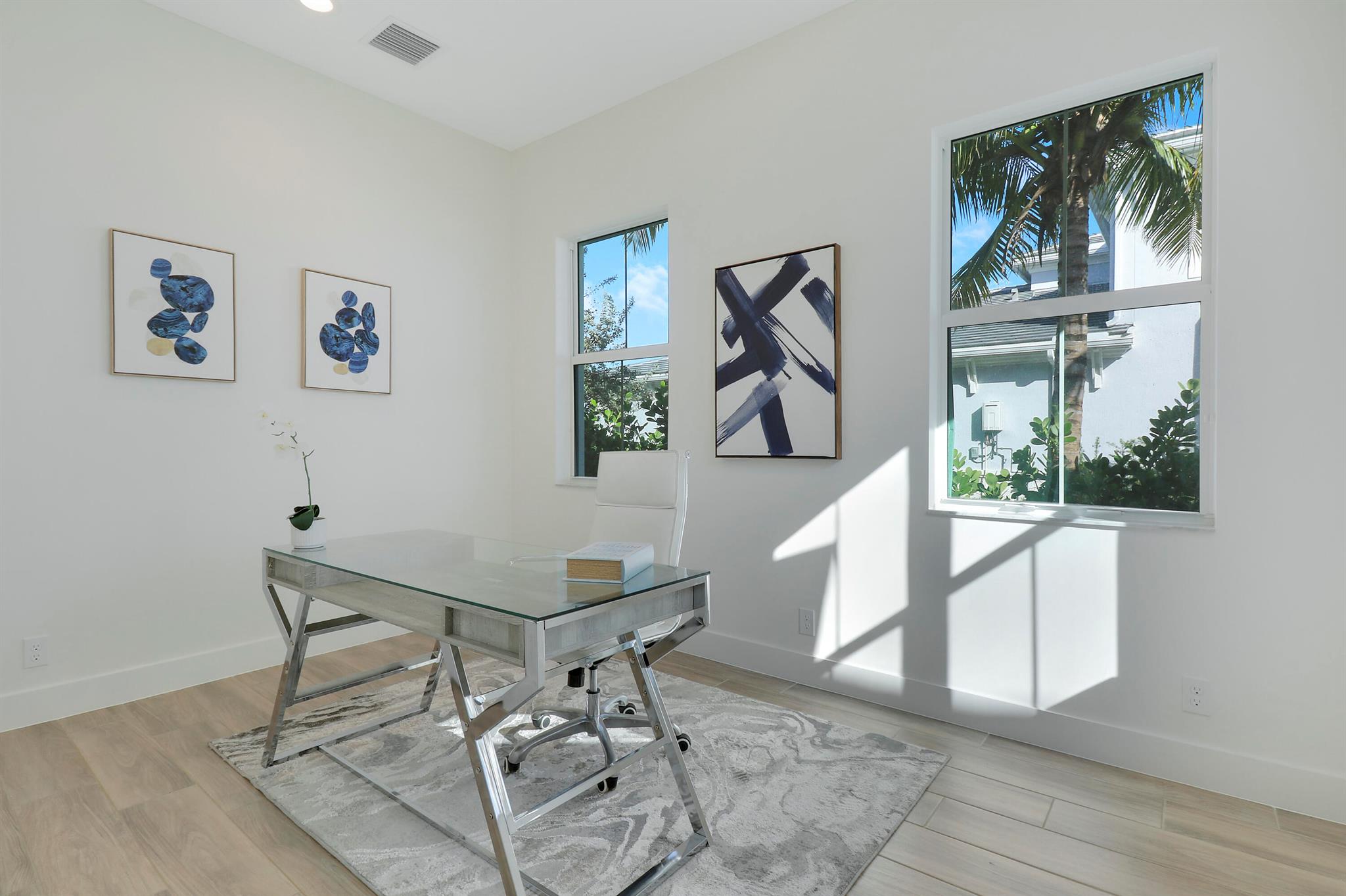 9194 Crestview Circle