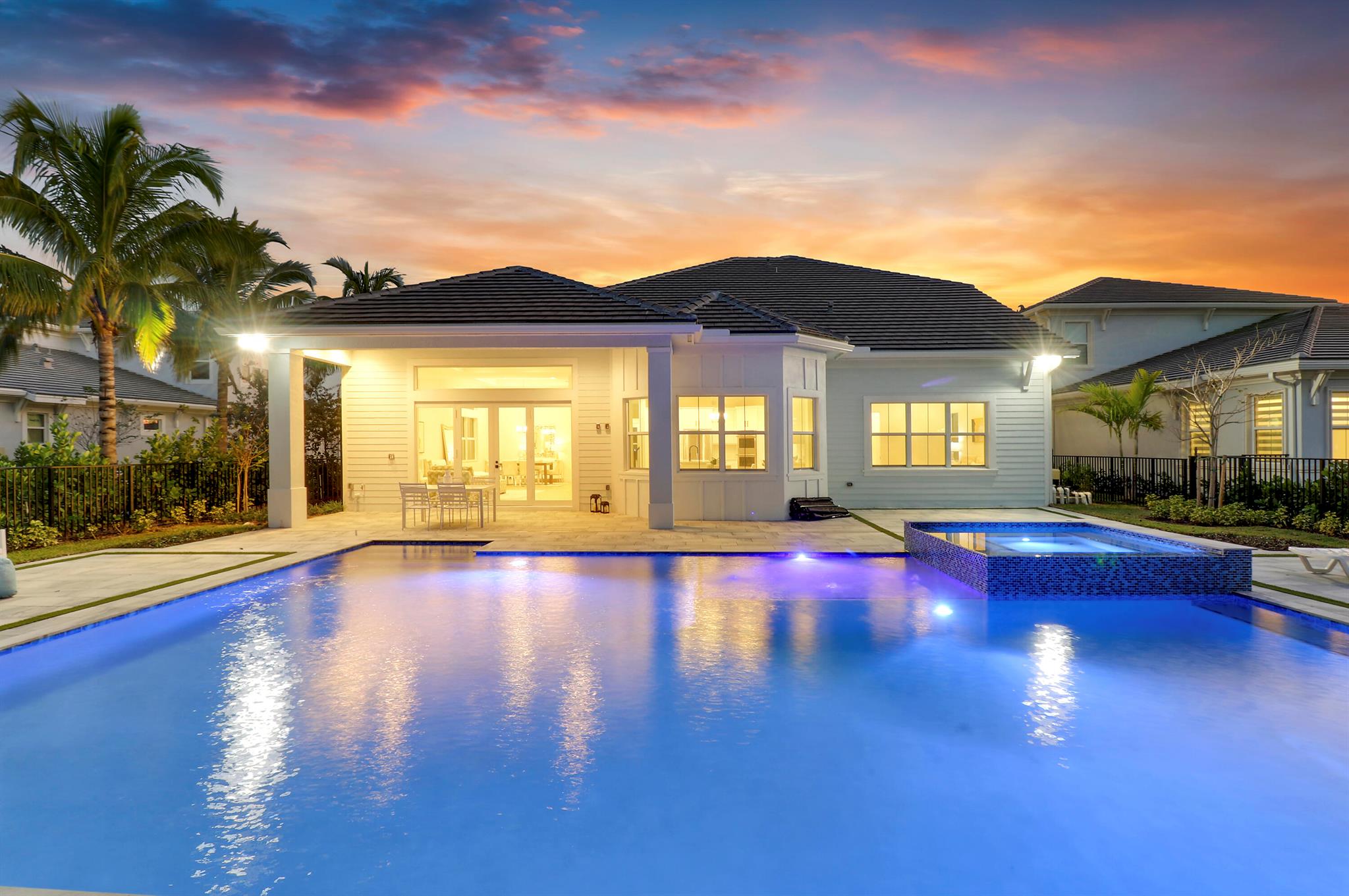 9194 Crestview Circle