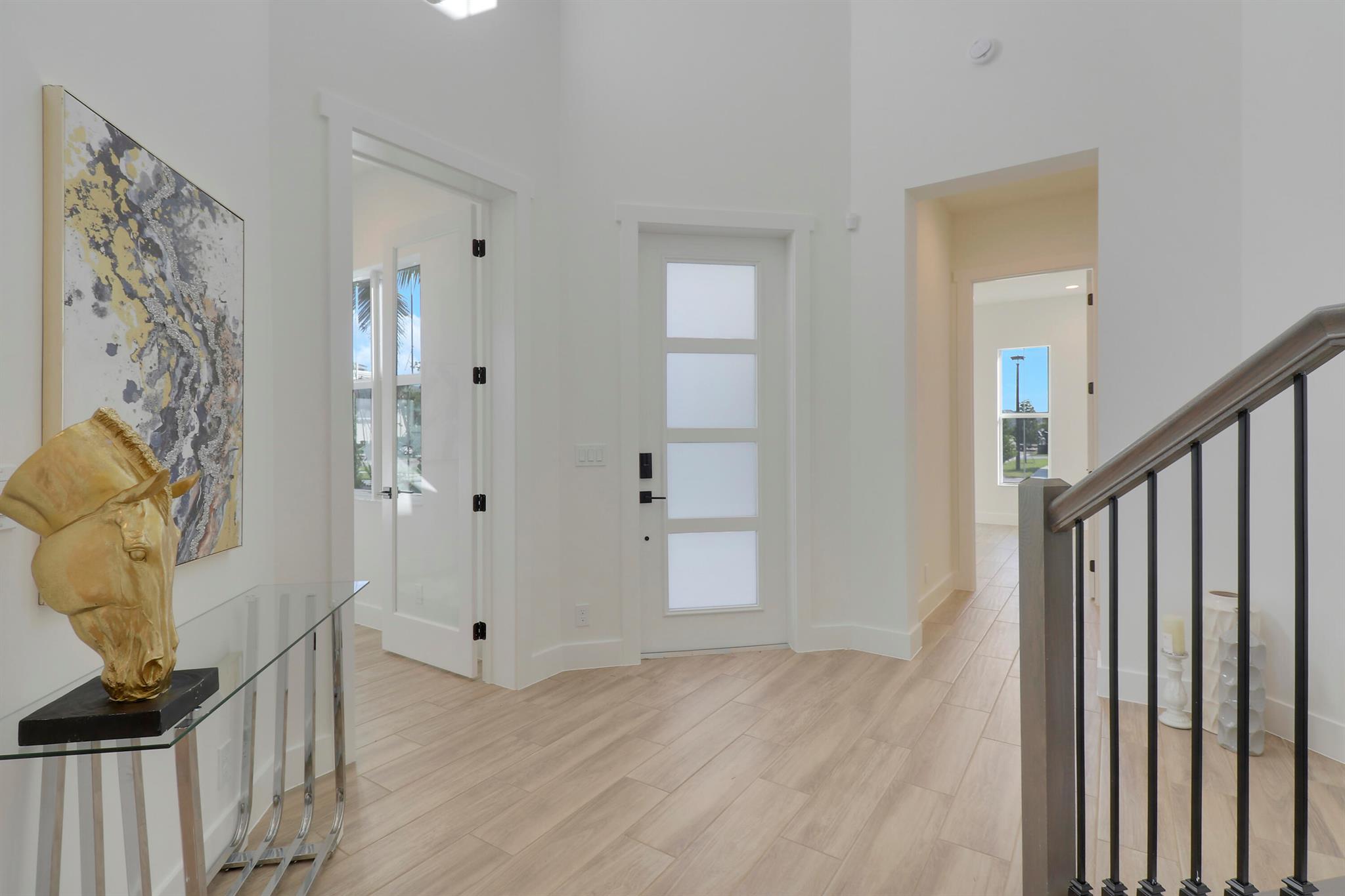 9194 Crestview Circle