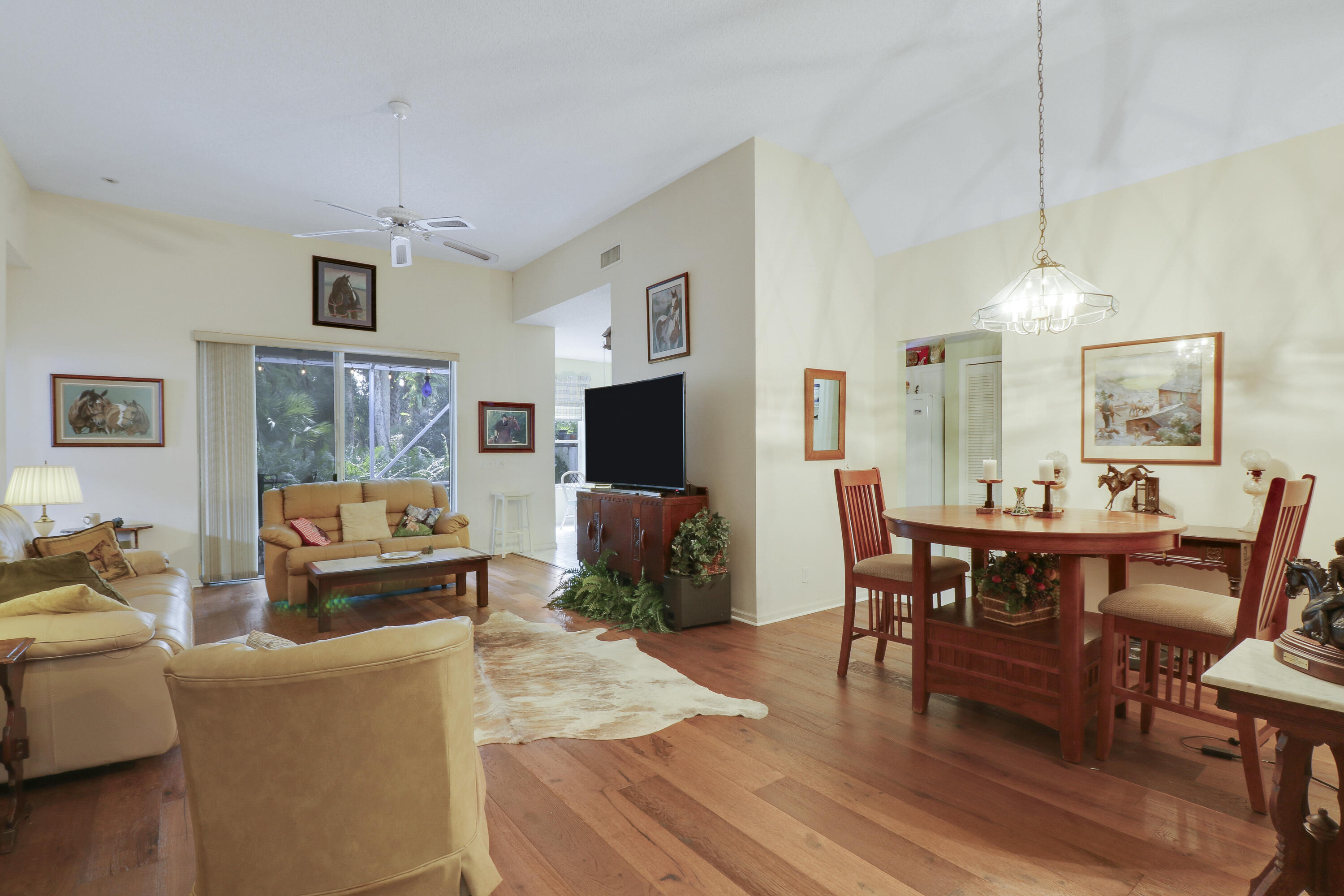 15212 Oak Chase Court
