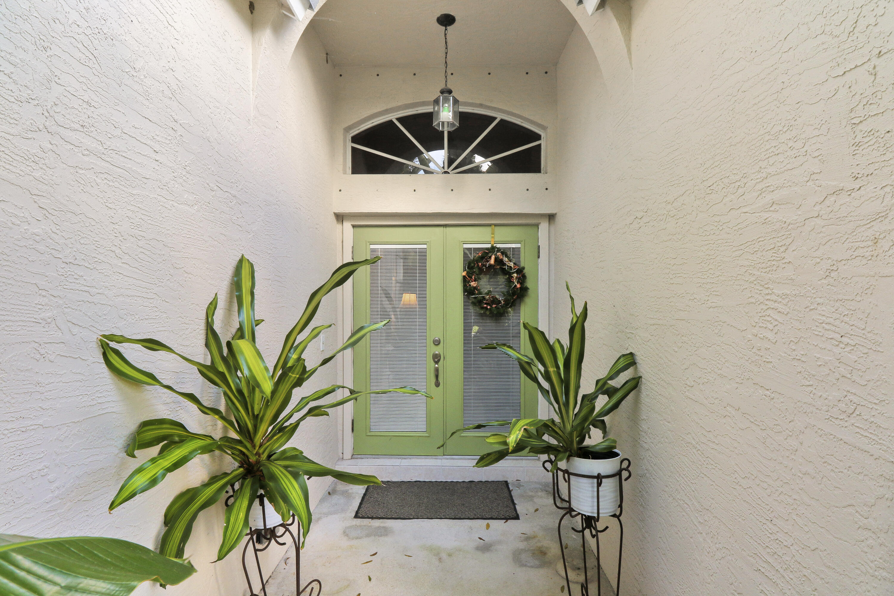 15212 Oak Chase Court