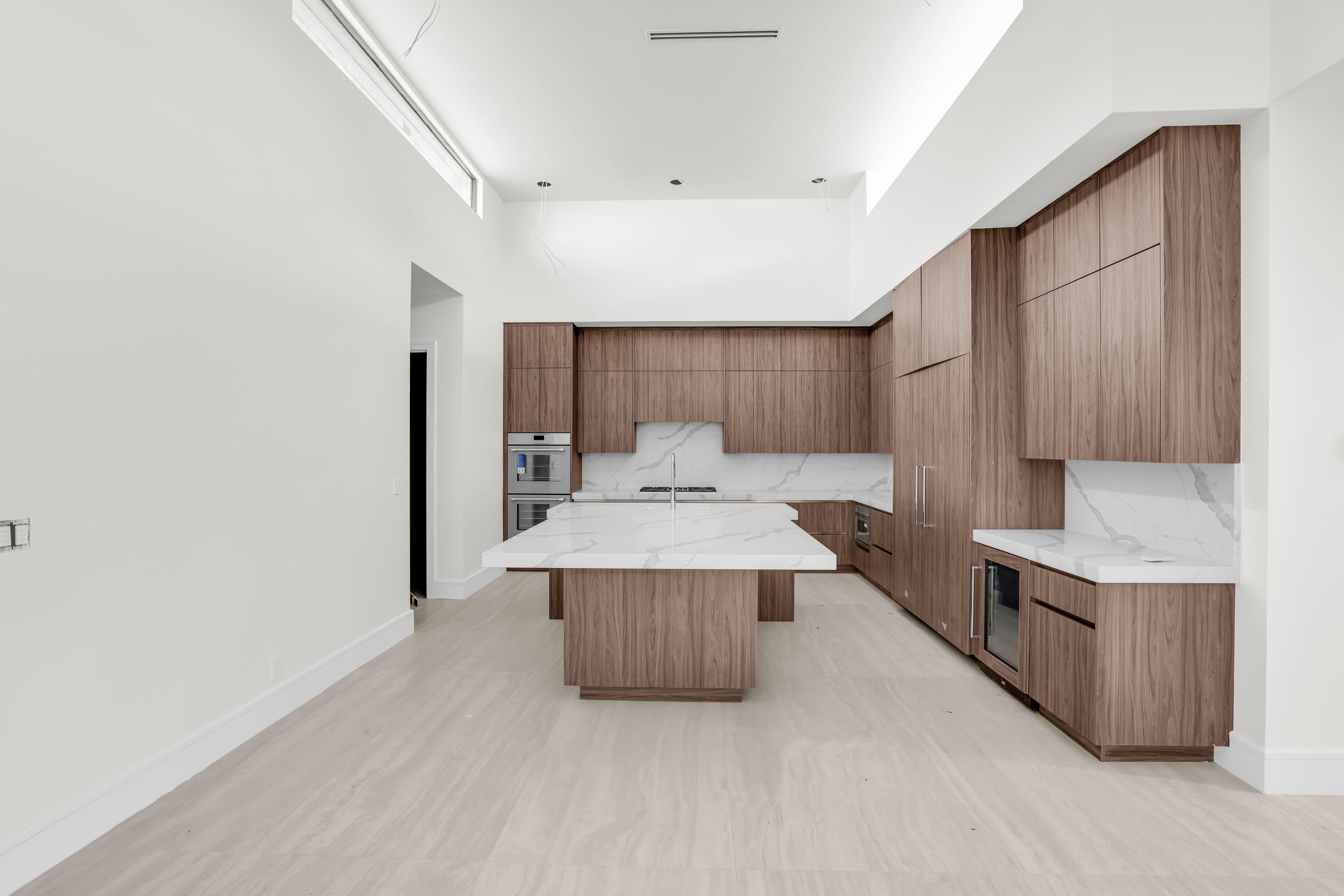 251 NE 14th Street