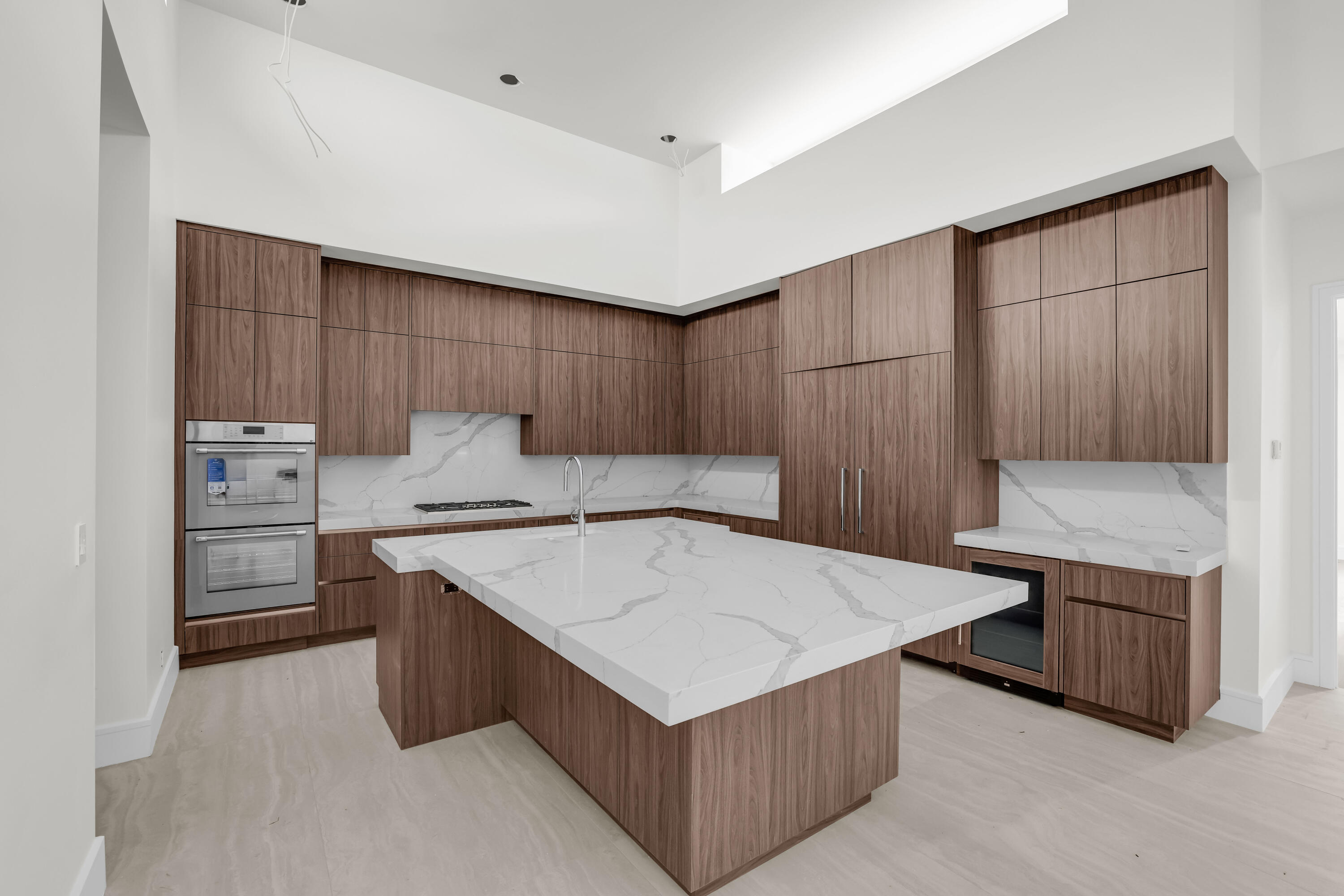 251 NE 14th Street