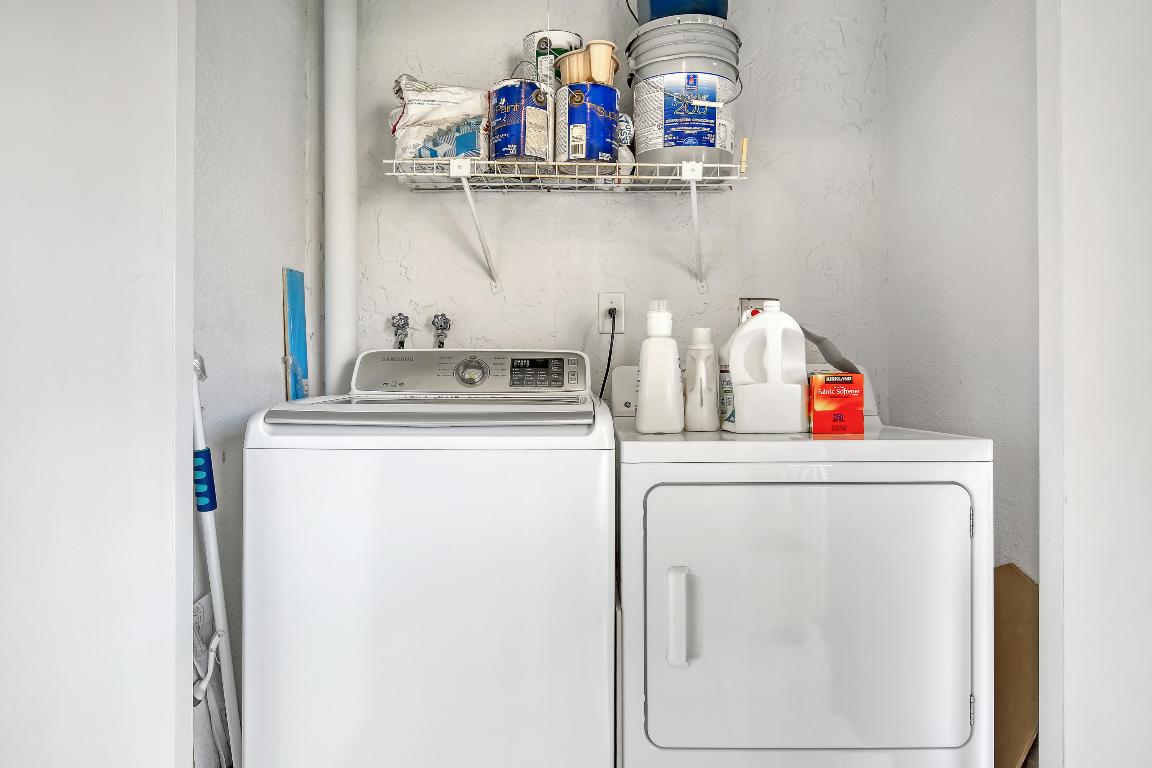 300 E Club Circle Circle 204