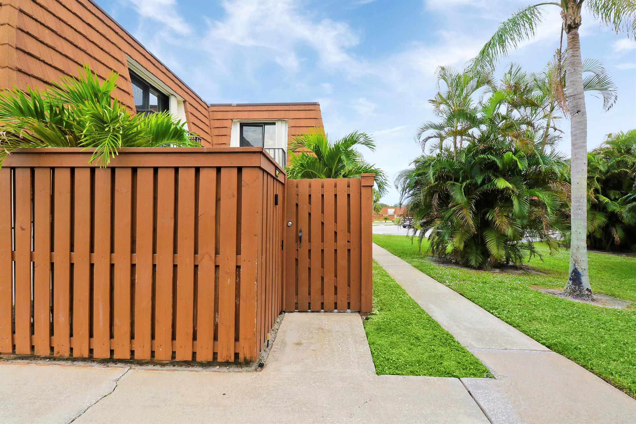 3900 County Line Road 12c