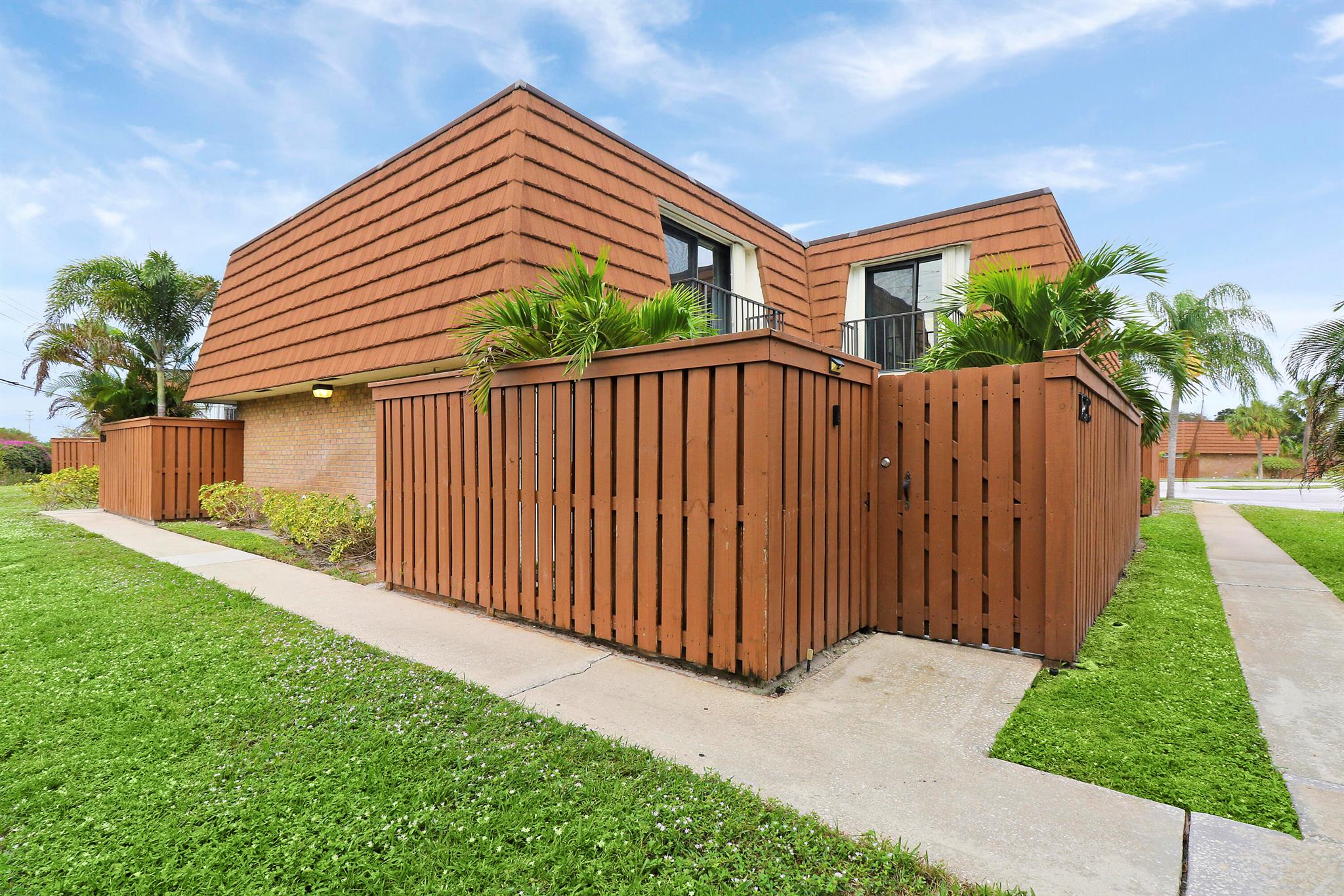 3900 County Line Road 12c