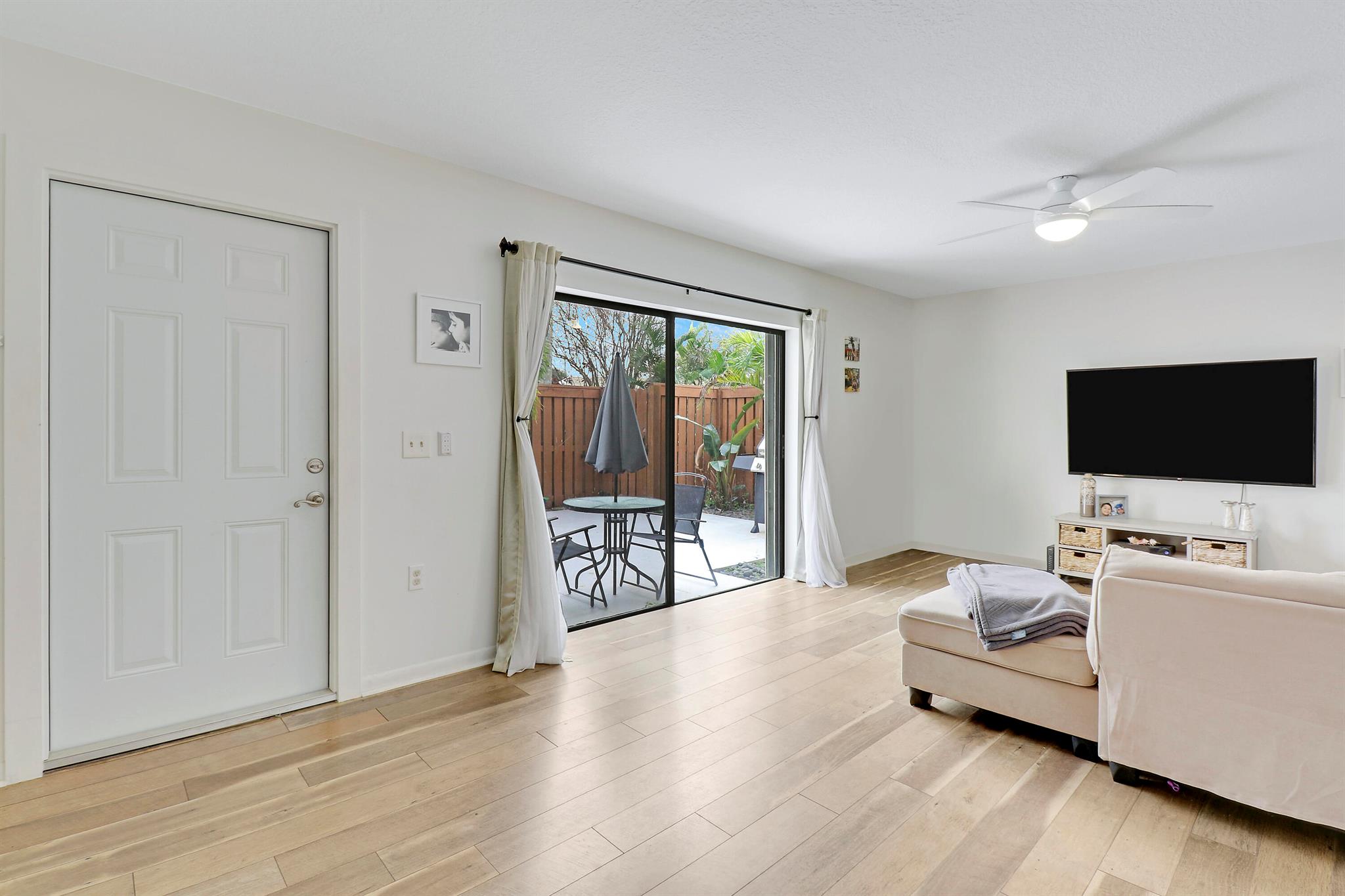 3900 County Line Road 12c