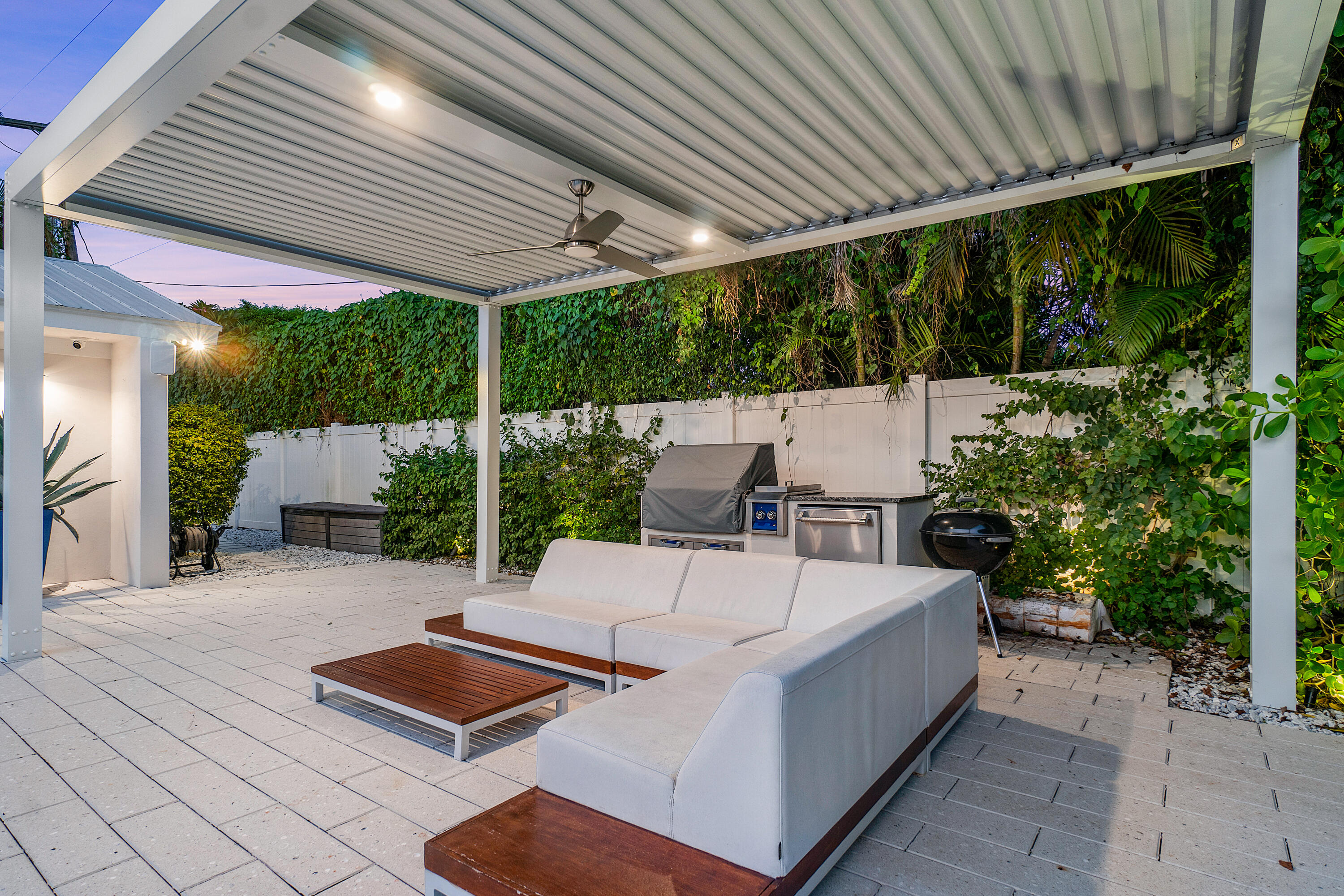 1117 Lake Drive